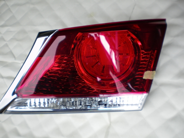270811 * 送料無料 *クラウン ロイヤルGRS210 テール ライト