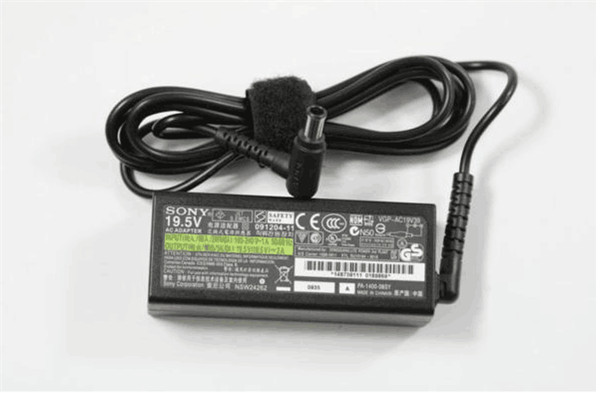 ◆ 新品 SONY VAIO VPCYB49KJ/S・P・G ACアダプター19.5V、2A