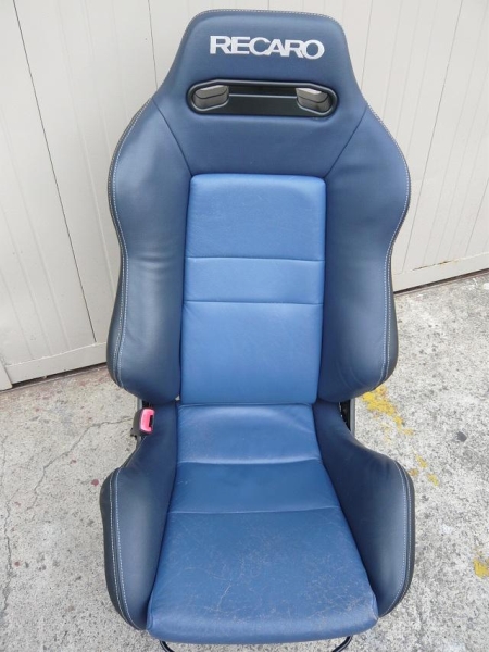 レカロシート レザー 青 中古品 シートレール付 エクシーガ(スバル用 