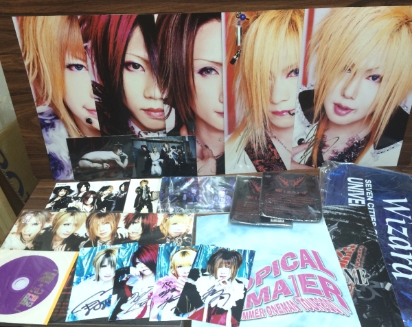 SINCREA ヴィジュアル系 V系 CD DVD サイン ブロマイド チェキ SINCREA ヴィジュアル系 V系 CD DVD サイン ブロマイド チェキ 【公式