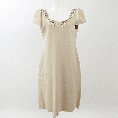 フォクシー(FOXEY)グレージュビーズ衿付ワンピース　42