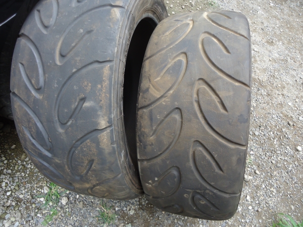 ADVAN ネオバ A050 ２２５・４５ R16 ８９W ２本中古
