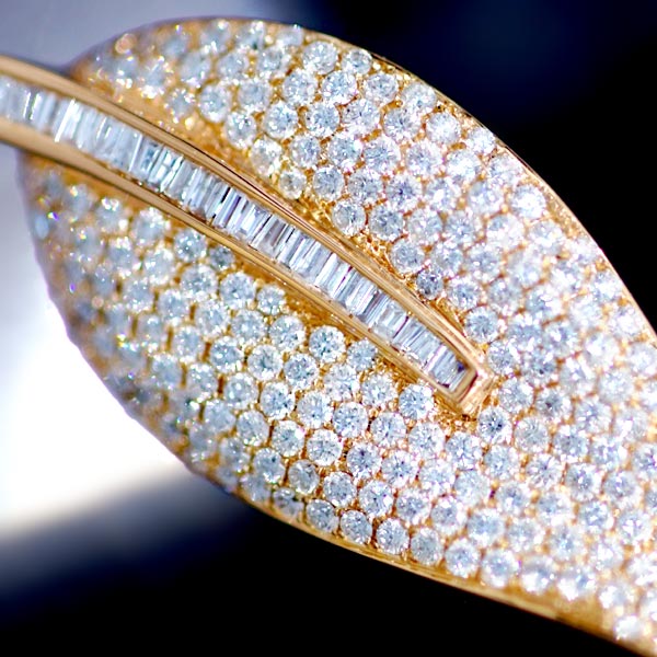 E1057【LEAF】絶品ダイヤ2.00ct 最高級18KPGブローチ/トップ