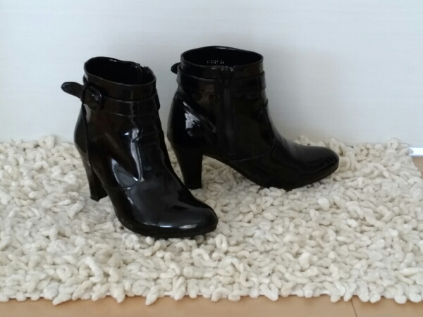 プールサイド★黒24cm★きれいめショートレインブーツヒール有り
