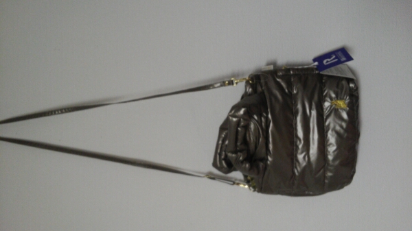 ROOT TOTEルートート未使用タグ付きショルダー