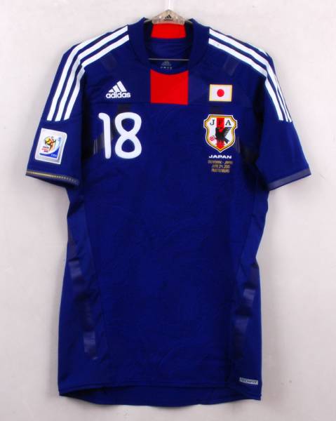 vs W杯南アフリカ大会1次リーグのデンマーク戦前半、フリー…：本田