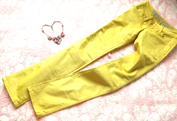 *ぴたぴた♪光沢イエローサテン♪スキニーパンツ♪*
