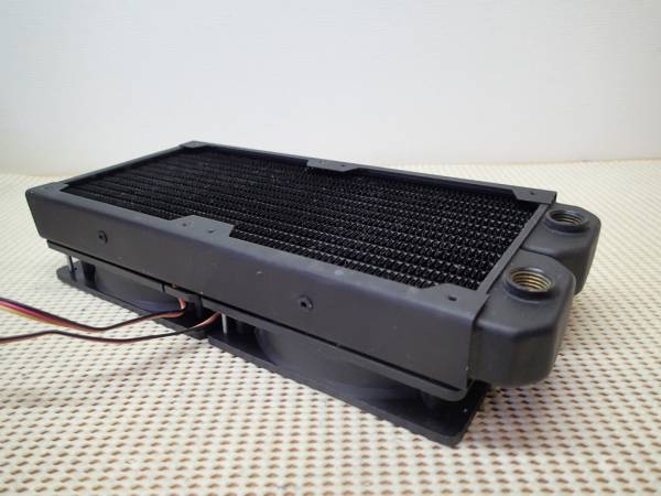PC水冷用 ラジエター 270mm×120mm ファン付 完動品