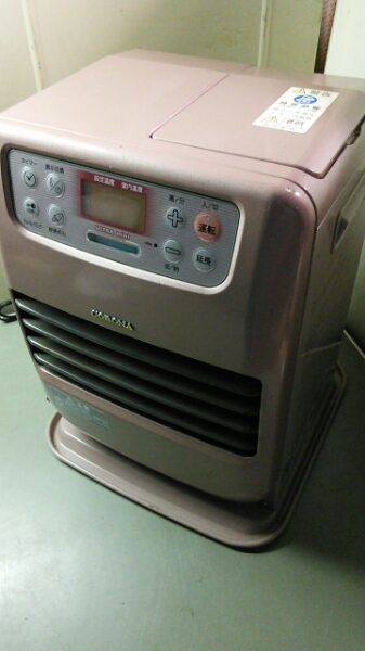 0120 コロナ　ファンヒーター　FH-M256Y 3，6リットル　06年製