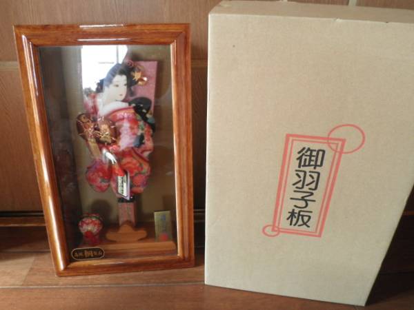 新品　羽子板　押絵羽子板　箱　ケース付き