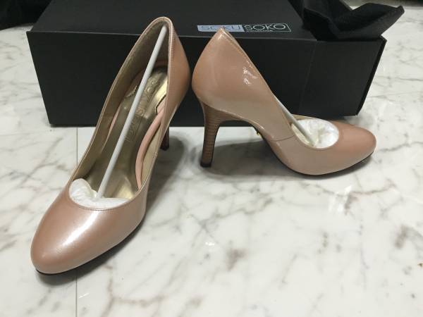 新品SOKUSOKO プレミアム本革 エナメル pベージュ 9ｃｍ 22.5
