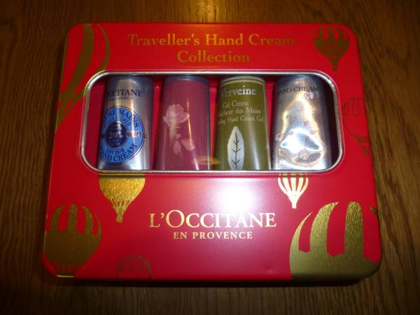 新品ロクシタンハンドクリーム４本セット☆缶ケース付き