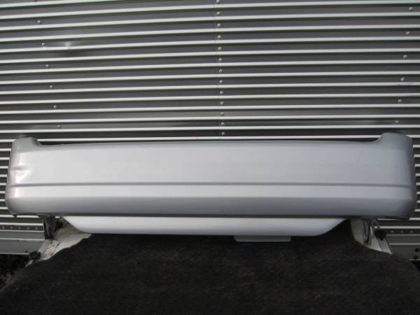 TV2サンバー　リアバンパー