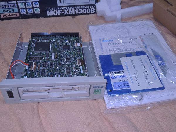 中古 MOドライブ MOF-XM1300B IOデータ 1.3GB対応 SCSI接続