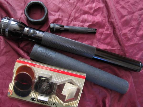 W*A様 MAGLITE ハンディライト まとめ売り おまけたくさん！ジャンクMAGLITEマグライト2個セット ハンディライト