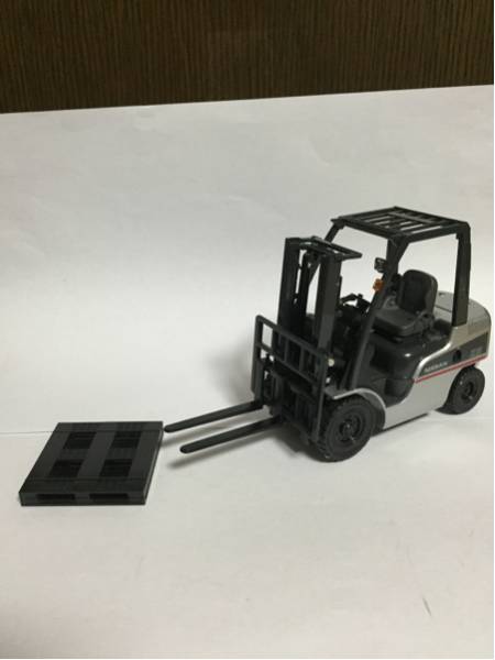 NISSAN フォークリフト 非売品？ ミニチュア 美品