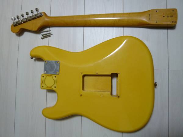 ☆Fender Japan ORDER MADE Eシリアル オーダーメイド☆(ストラト