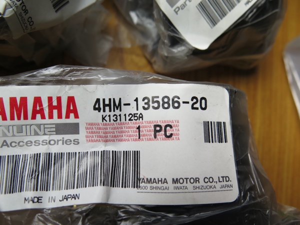 新品】XJR400 (RH02J) 純正 インシュレーター 1台分(キャブレター