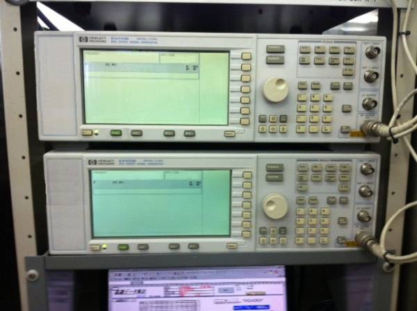 ☆☆HPESG SERIES SIGNAL GENERATOR E4400B 250~1G☆☆