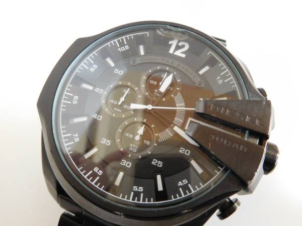 1円～used ディーゼル クォーツ 風防われ有 動作確認済(キ-あ45)