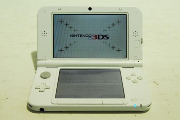 ニンテンドー 3DS LL SPR001 ホワイト スーパーマリオ2 付属