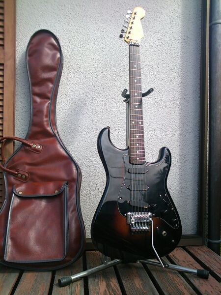 ♪FERNANDES ST-145SL スティーブルカサー マホガニーストラト