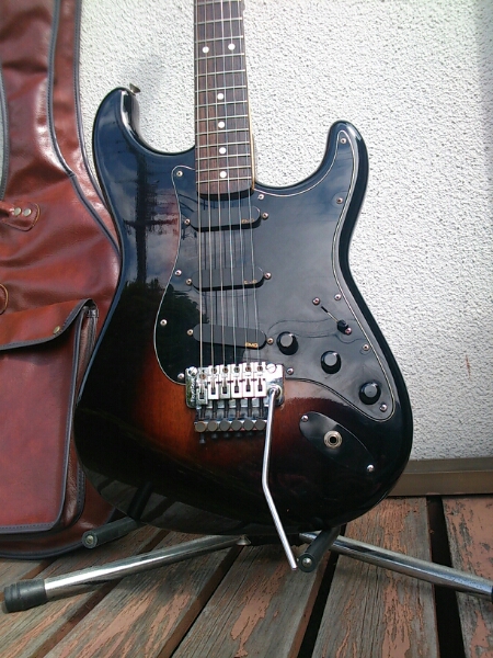 ♪FERNANDES ST-145SL スティーブルカサー マホガニーストラト
