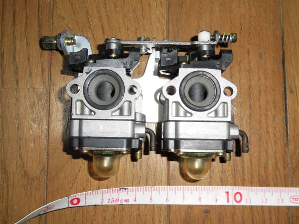 ロビンNBT415 2気筒用2連キャブ新古品 EC041ET激レア 草刈機(パーツ