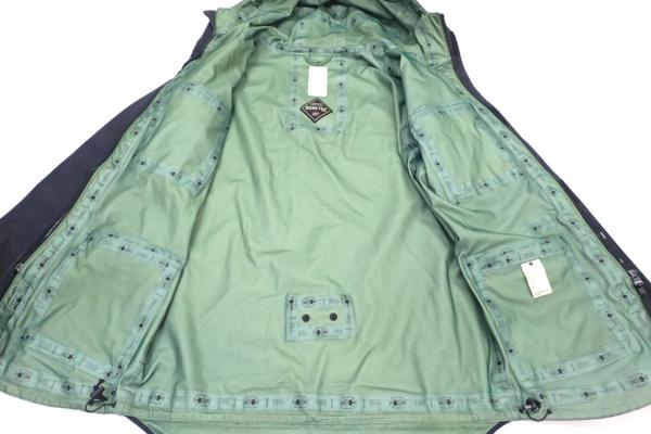 中古◆ダブルタップス ゴアテックス ジップアップブルゾン 黒