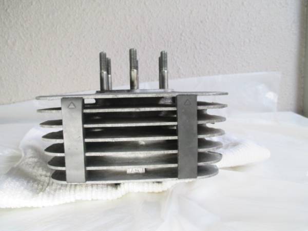 レーシングカートＫＴ１００ＳＤ　シリンダー