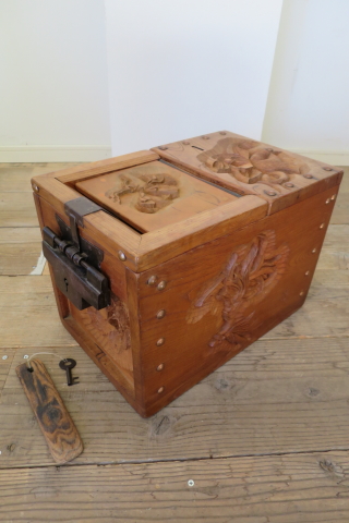 銭箱 銭函 在銘 欅 ケヤキ 無垢 錠前 鍵付 小箪笥