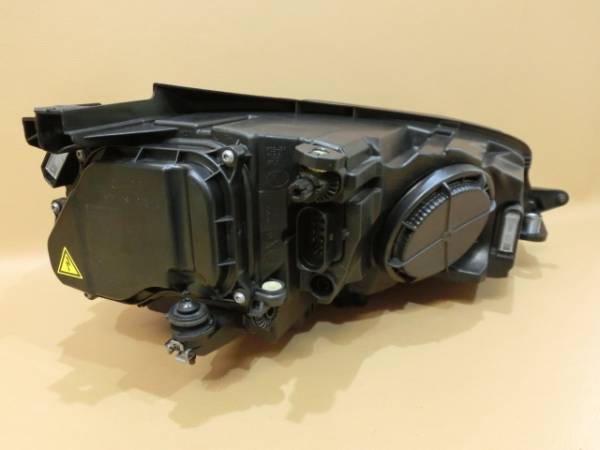 7395☆VW/ゴルフ7 コンフォートライン/HID/左ヘッドライト ゴルフ7