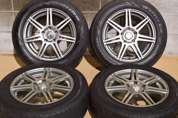《美品》エスティマ オデッセイ ヴェゼル 等 215/60R16 BEO