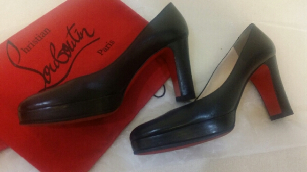 クリスチャンルブタン♪ パンプス 35.5 ブラック ウッド 