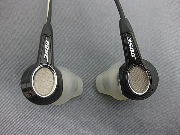 BOSE ヘッドホン　in-ear headphones 中古品＃830