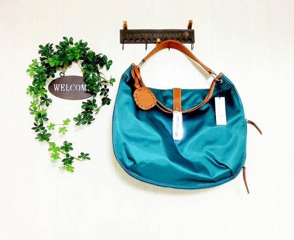 Catherine Harnel キャサリンハーネル　2way ナイロン＆牛革BAG