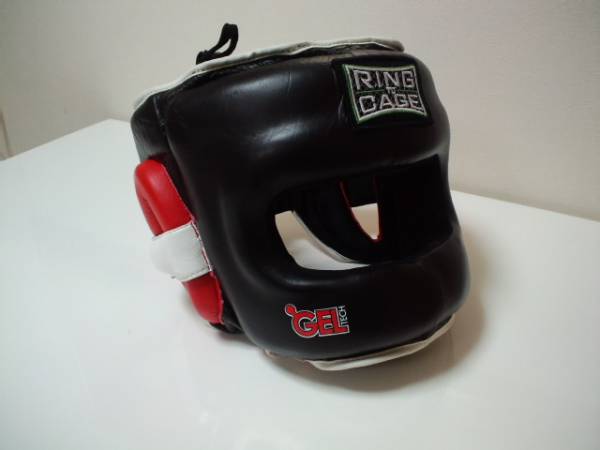 RING TO CAGEヘッドギアガードウイニング