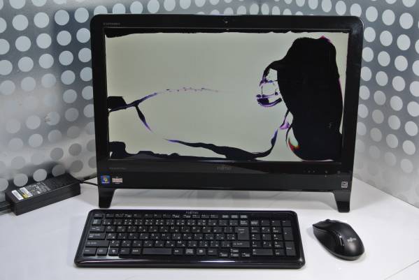 品）富士通EUJITSU 一体型デスクトップパソコンESPIMO EH30/KT 20型 