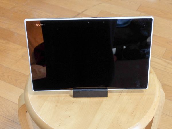 au Xperia Z2 tablet SOT21 ネットワーク制限△