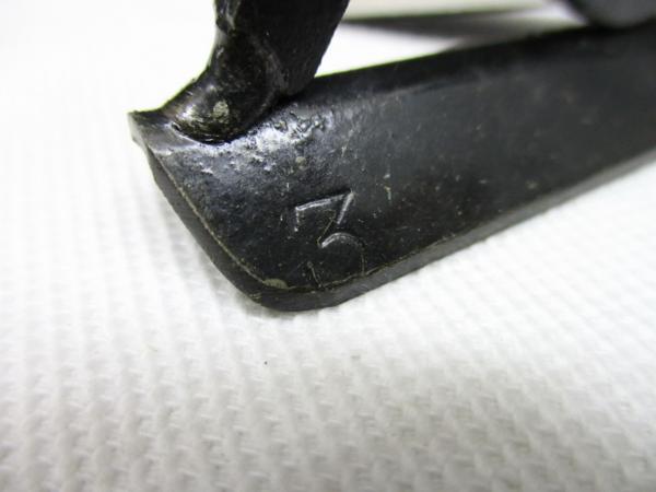 板清g825【特製本焼】ツマミ丸窓丸面面引鏝 3mm■左官 役鏝/12丁