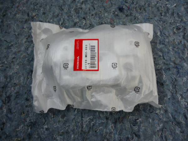 M】　HONDA　CB750F・ホーネット900　メーターカバー　新品