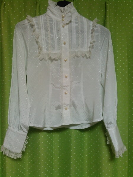 BABY，THE STARS SHINE BRIGHT ☆ブラウス☆白