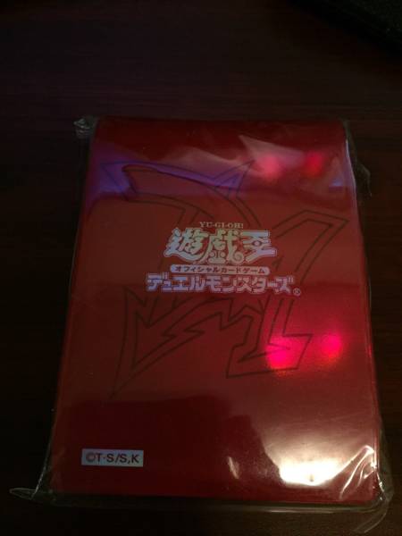 遊戯王　スリーブ オシリスレッド60枚　おまけ付き