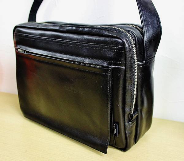◆ 吉田カバン ポーター PORTER ショルダーバッグ 革 ブラック◆