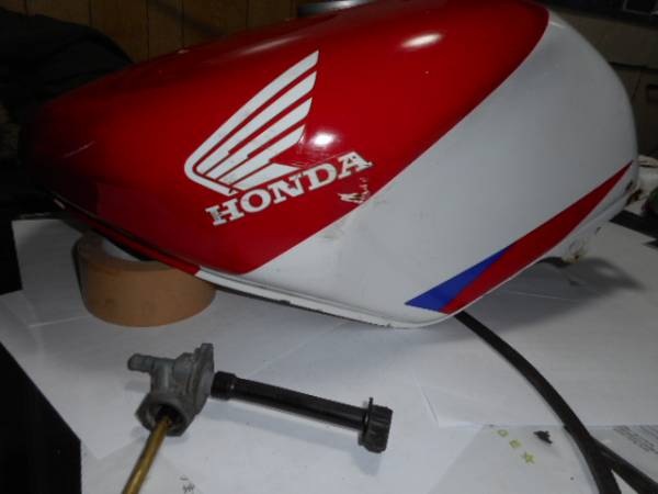 ホンダNSR250Rタンクおまけ付き ホンダNSR250Rタンク 【公式通販】