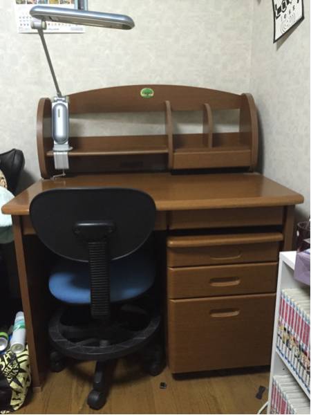 【中古】勉強机 ライト・椅子付 フルセット