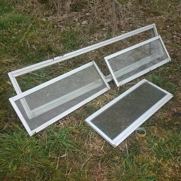 中古アルミサッシ　採光窓　換気　DIY 網戸付き物置小屋作りに！