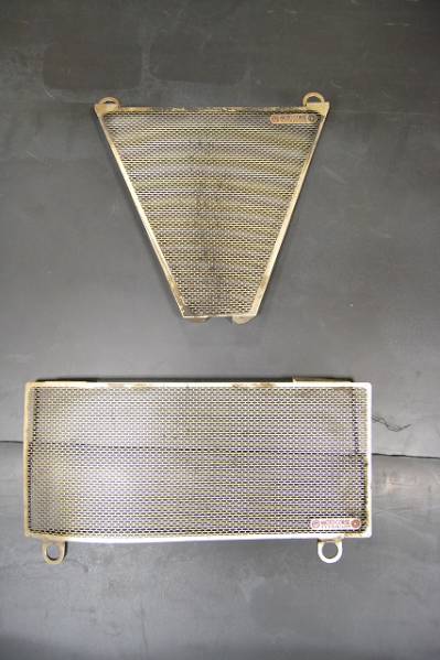 1199 パニガーレ　MOTOCORSE チタン　ラジエターコアガード中古