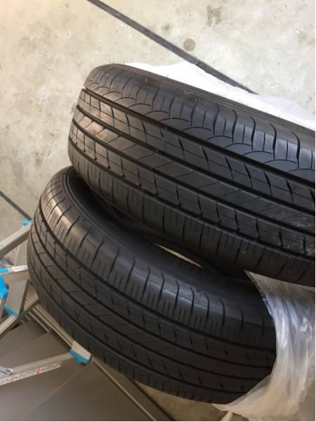② グッドイヤー 215/65R16 2本 バリ山 アルファード YOKOHAMA