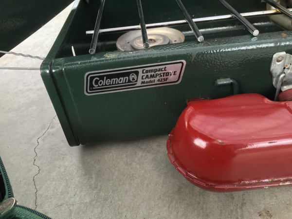 コールマン ツーバーナー 425F スタンド 鉄板付き